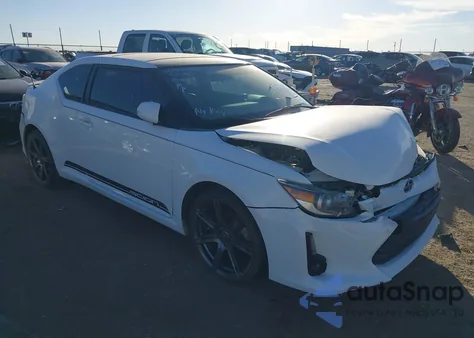 2014 Scion Tc Monogram z USA, uszkodzony, nr VIN JTKJF5C76E3084090